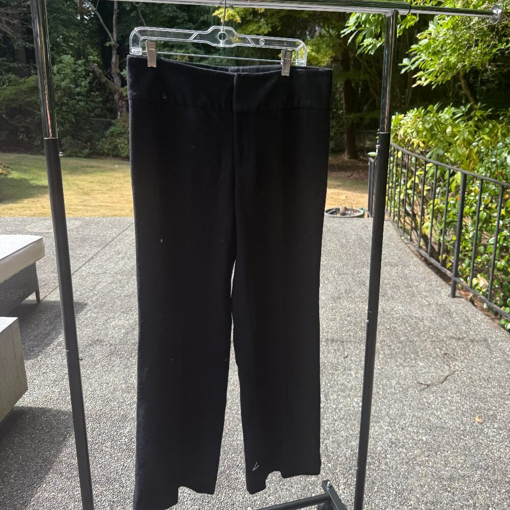 Banana Republic Black Capri Business Casual Pants